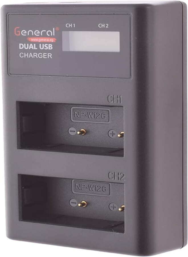 General W126 Camera Battery Dual USB Charger 8.4 Volt With USB Cable - Black